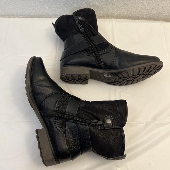 Baretraps Sutton Black Leather Side Zip Boots Moto Lined Ankle Womens Size 8.5M - Picture 3 of 11